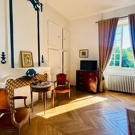 Chateau Du Mesnil Soleil , Gites Et Chambres D'Hotes Damblainville Zewnętrze zdjęcie