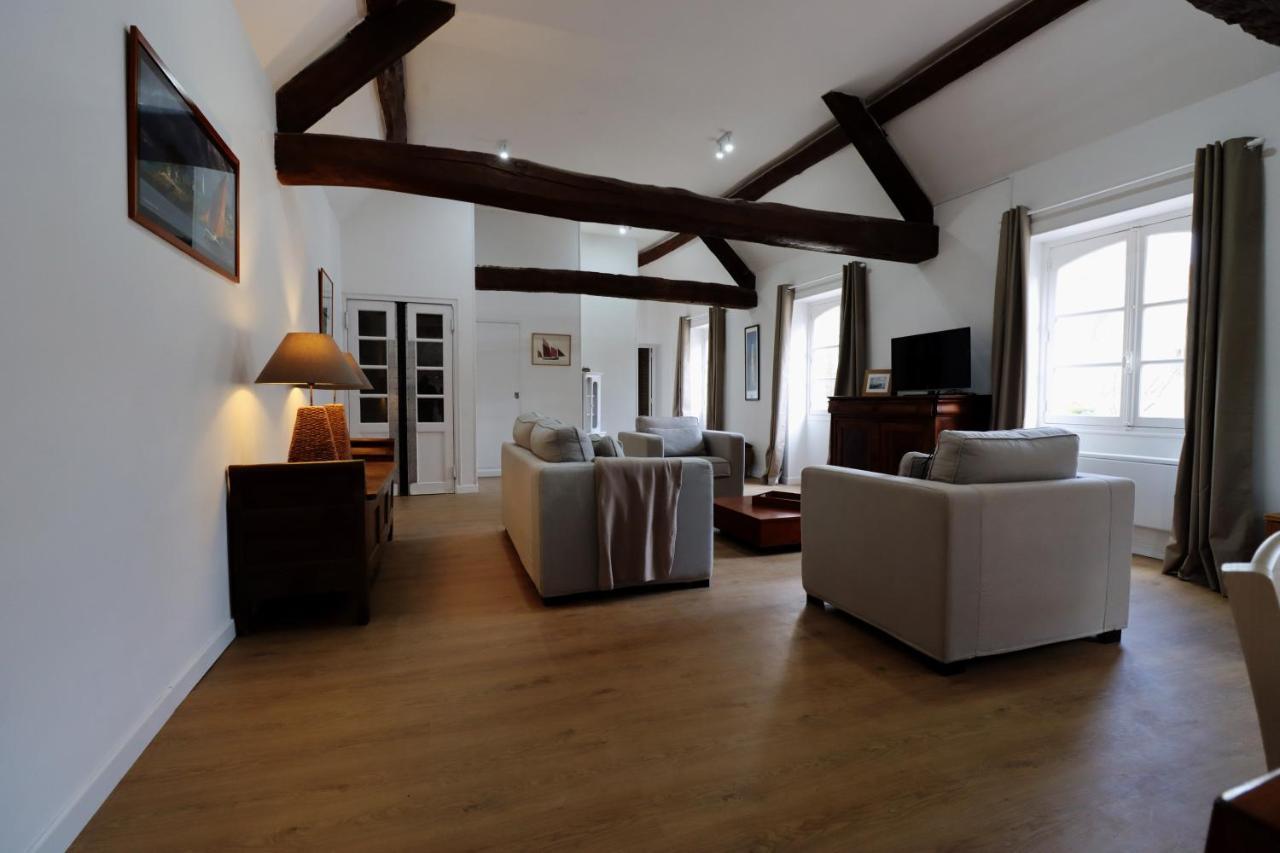 Chateau Du Mesnil Soleil , Gites Et Chambres D'Hotes Damblainville Zewnętrze zdjęcie